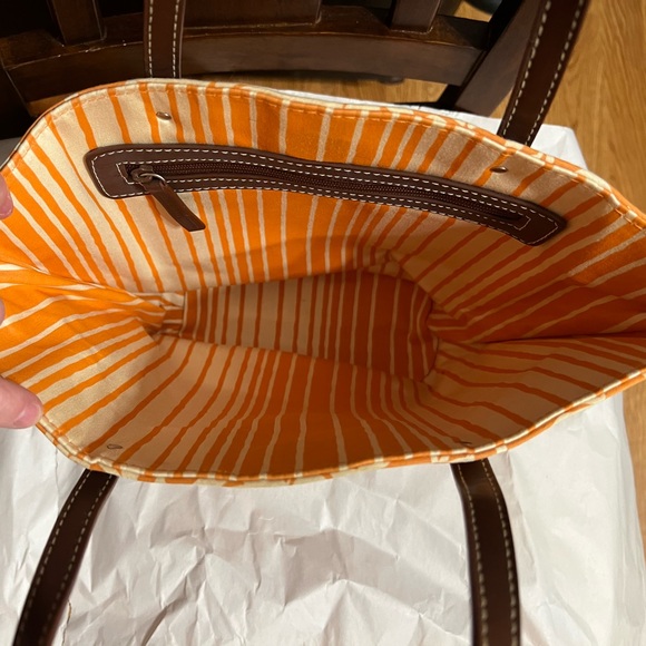 Tote Bag Orange Cream medium sized floral and swirled leaves brown handles - Picture 4 of 10